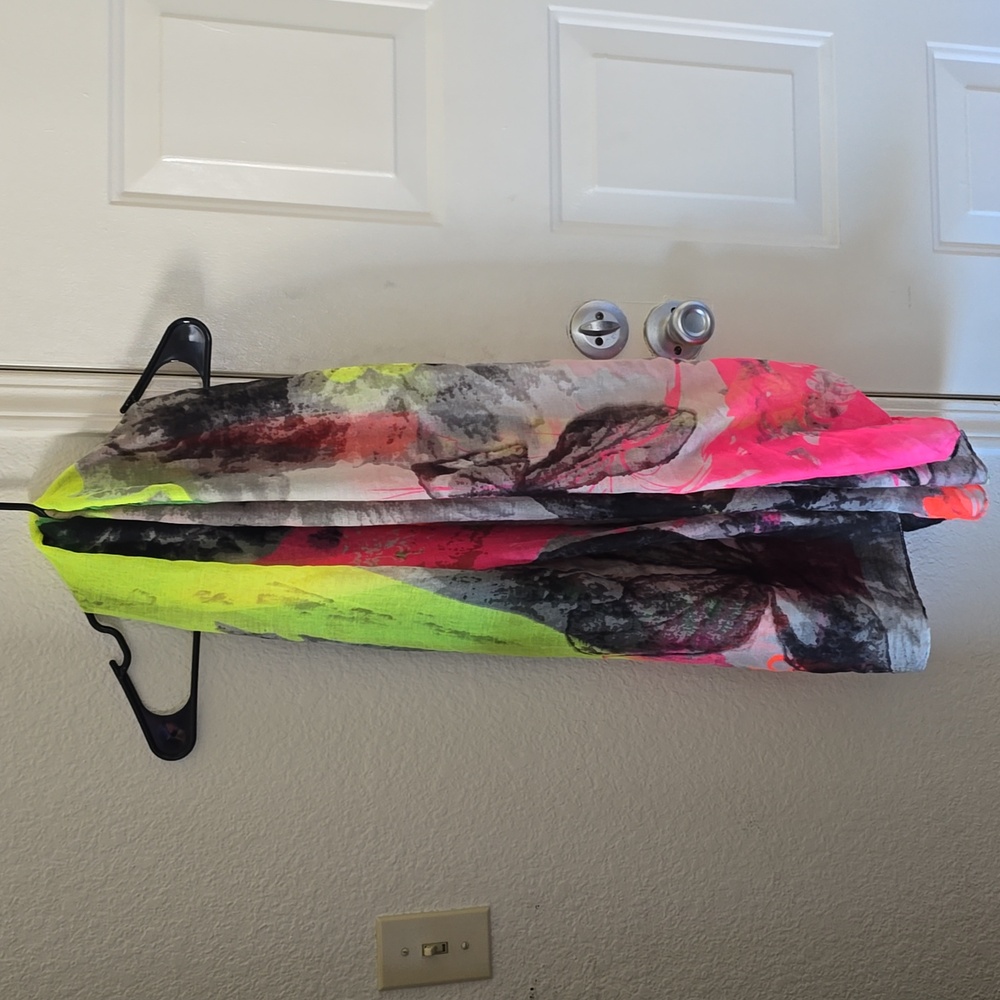 Torrid bright neon yellow, pink and orange scarf